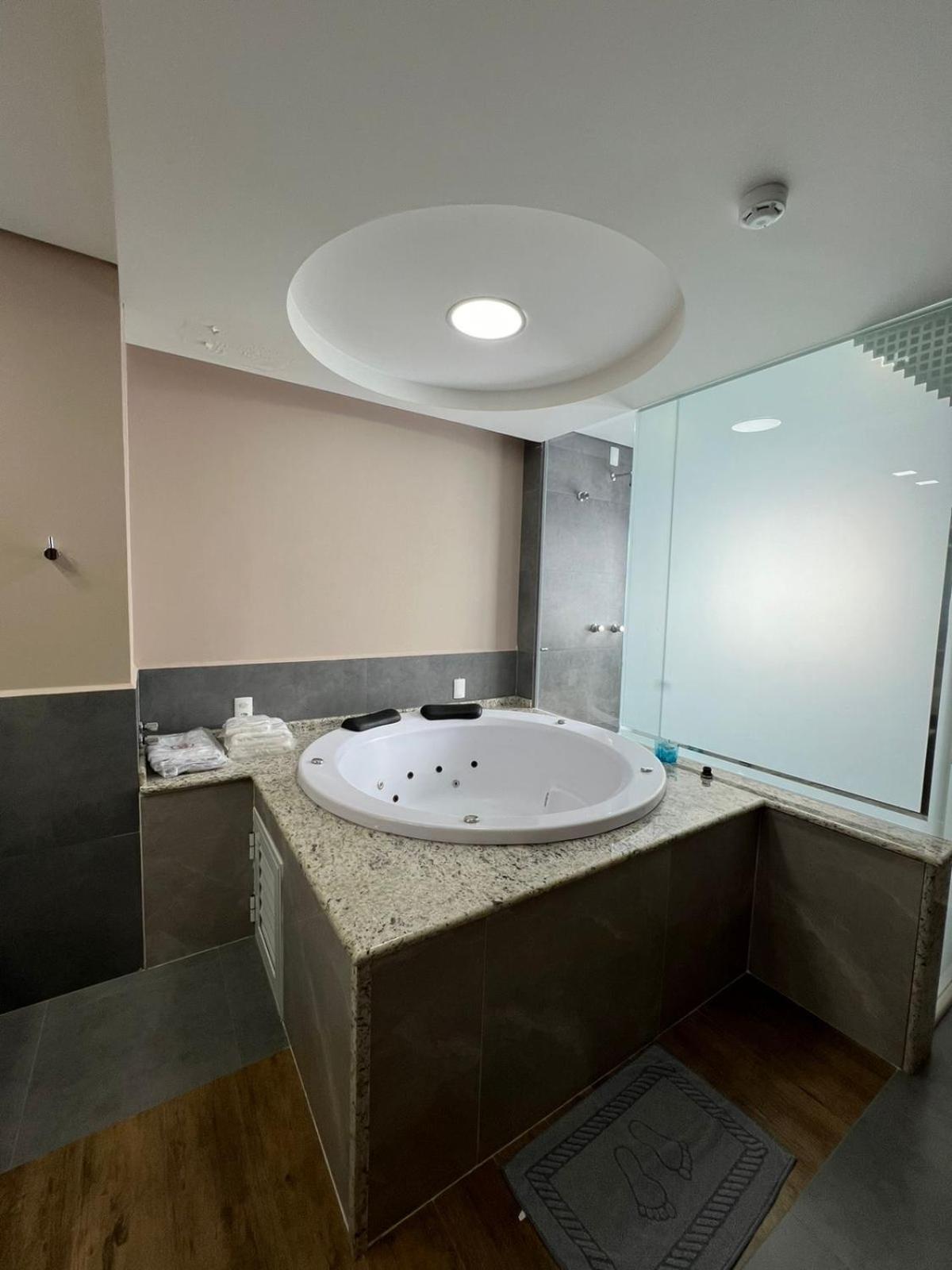 Nayru Hotel 톨레도 외부 사진