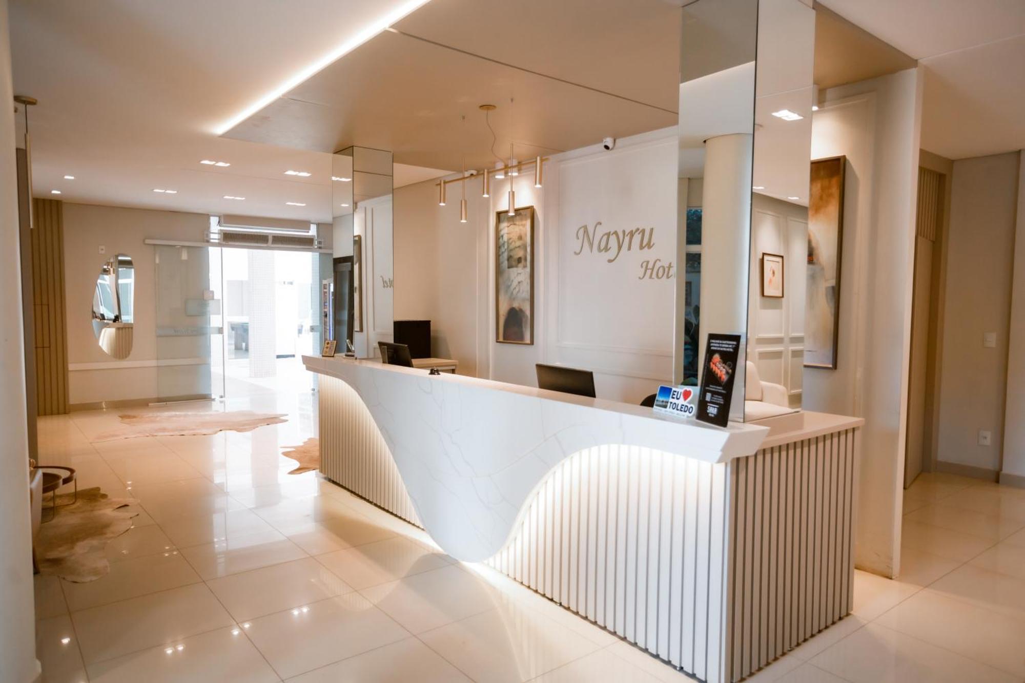 Nayru Hotel 톨레도 외부 사진