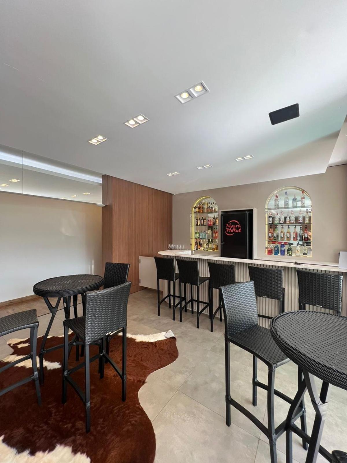 Nayru Hotel 톨레도 외부 사진