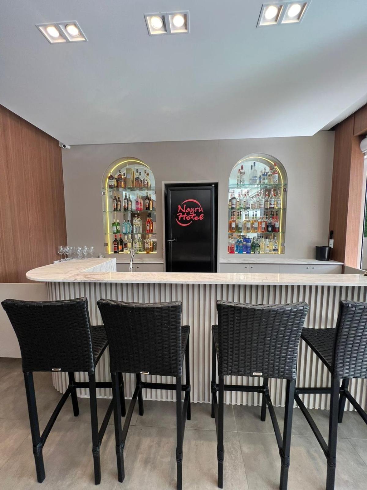Nayru Hotel 톨레도 외부 사진